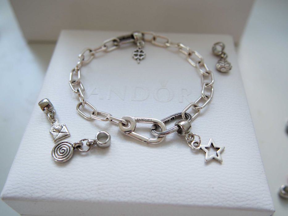 Талисмани за гривни  Pandora ME