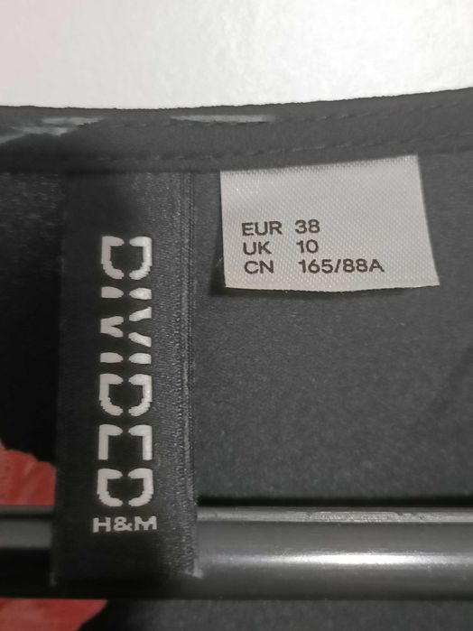Bluză cu flori | DIVIDED H&M