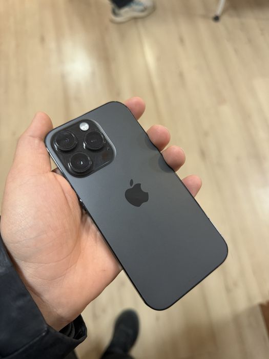 Продам Iphone 14pro