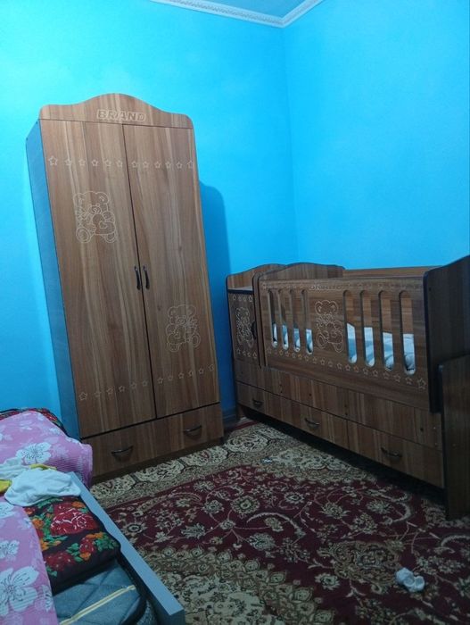 Sotiladi detski mebel