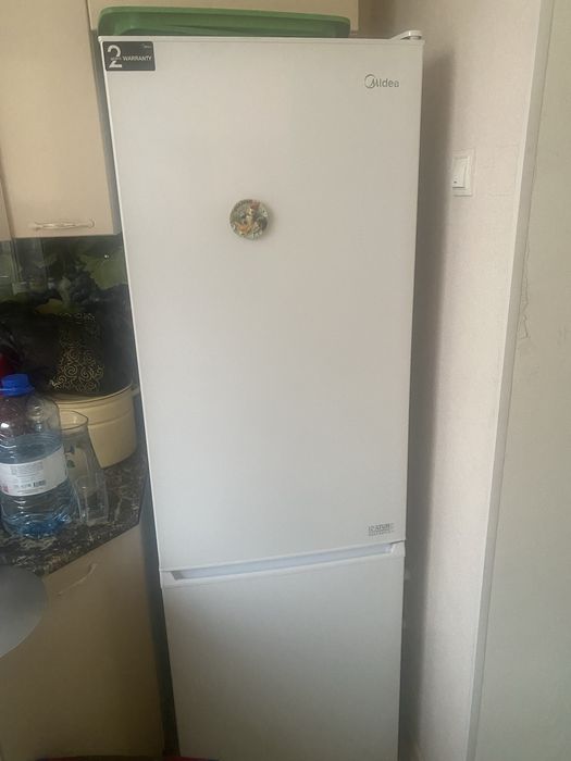 Холодильник Midea