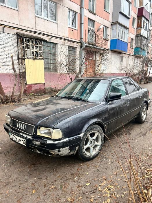 Продам машину Ауди В4 Моник 1.8