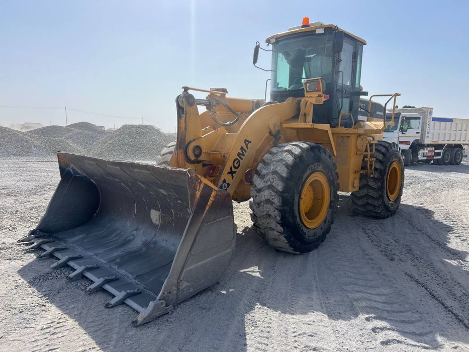 XCMG pogruzchik 3 kuba XG955H arenda , погрузчик аренда 3 куб