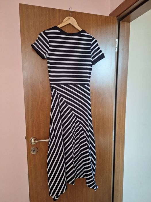 Дълга рокля Rezerved