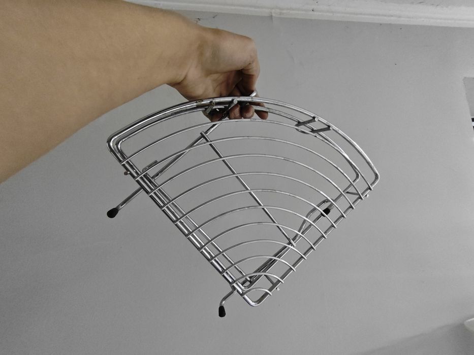 Полки для душа и ванны