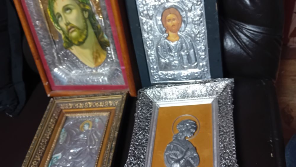 Старинни  икони Иисус  Христос  и Св. Георги