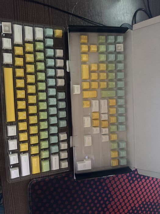 Продам новые кейкапы PBT пластик keycaps
