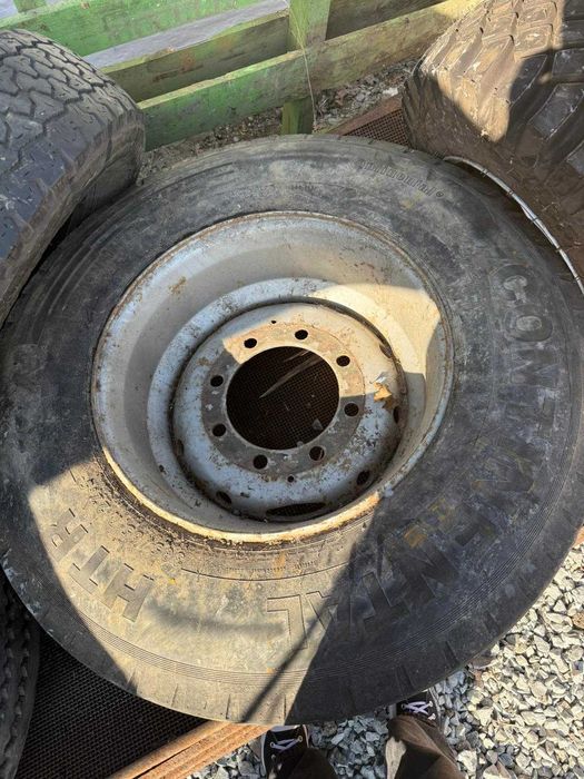 Janta camion+ anvelopa Continental SH