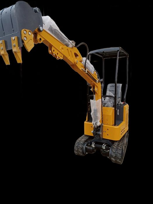 Ekskavator,  mini ekskavator srochna sotiladi