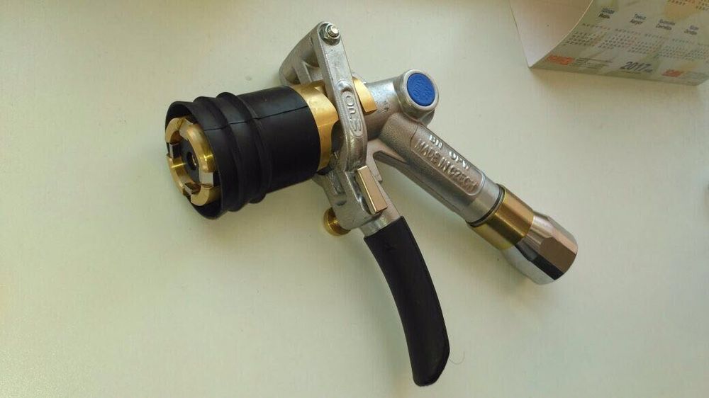 Заправочный пистолет для газа