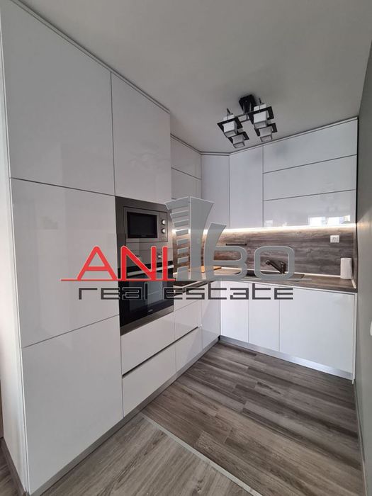 Дава се под наем Двустаен апартамент в Варна, Бриз - 75 кв.м за 1000 € - Снимка #3