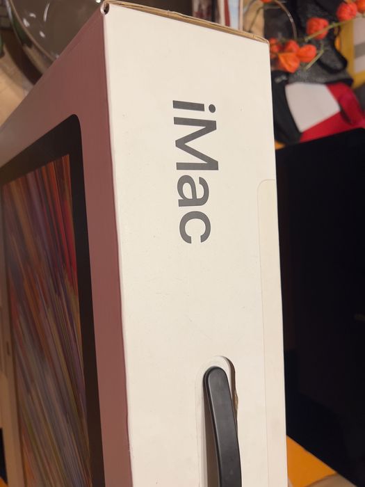 iMac (Retina 4K, 21.5-инчов, 2017)+Apple USB SuperDrive