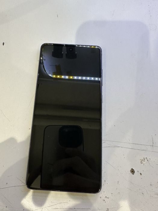 Продам samsung S20fe 128GB