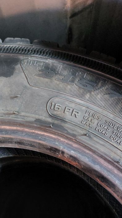 Продам шины 17. 5