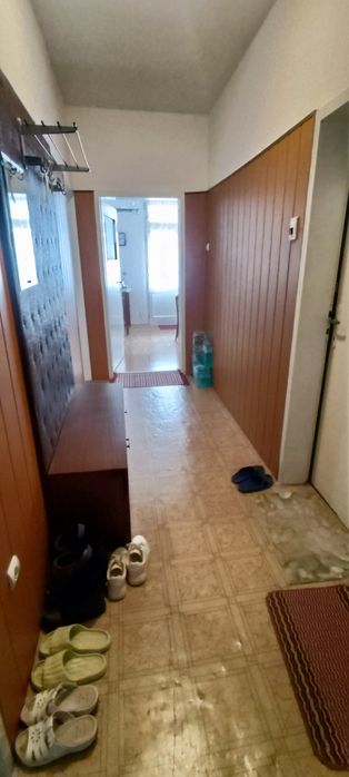 Дава се под наем Тристаен апартамент в Казанлък - 100 кв.м за 398.82 € - Снимка #3