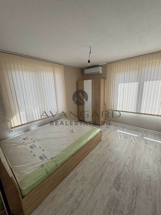 Продава се Тристаен апартамент в Пловдив, Кючук Париж - 96 кв.м за 2146 €/кв.м - Снимка #4