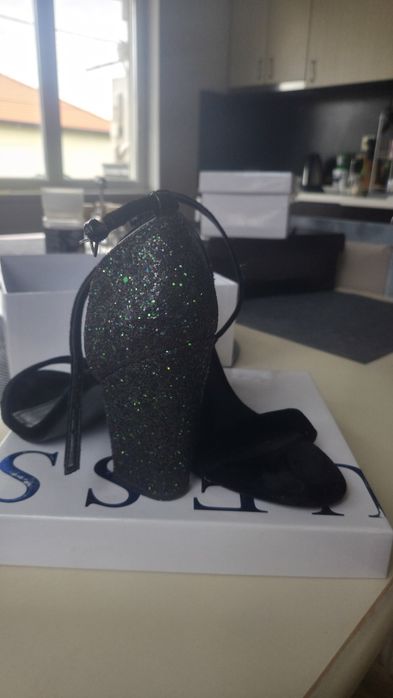 Официални обувки