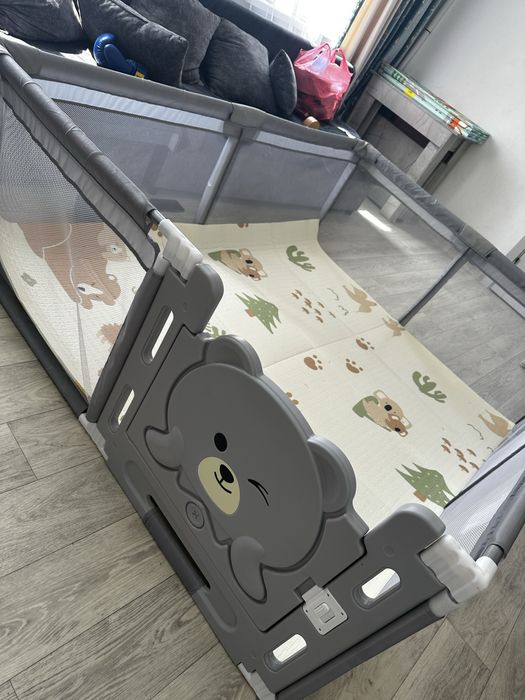 Продаю игровой манеж 180*200