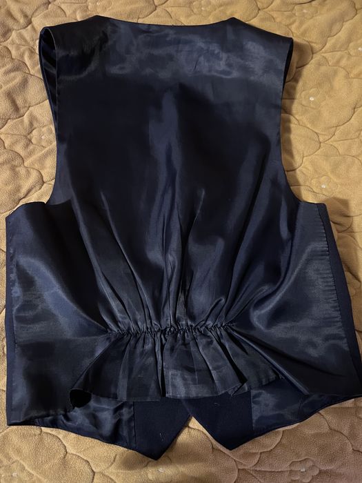 Жилетка для мальчика 12-14 лет.