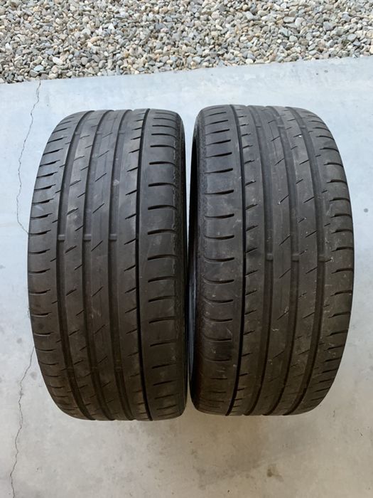 2 anv vara 235/40/19 Pirelli/Continental