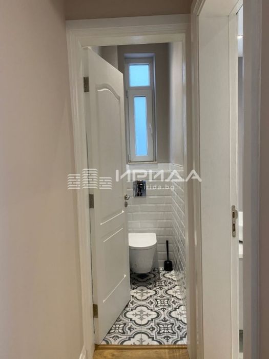 Продава се Тристаен апартамент в София, Докторски паметник - 124 кв.м за 2123 €/кв.м - Снимка #9