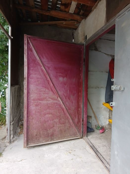 Ușă metăl de gărăj