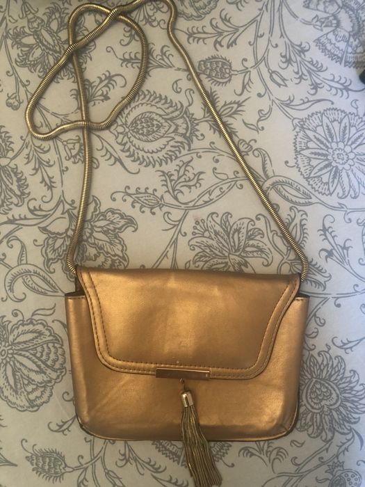 Продам сумочку от mango оригинал