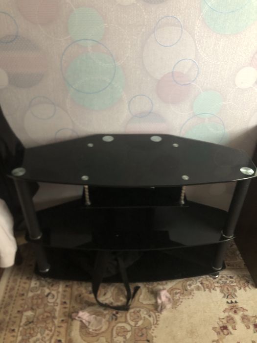 Стол стеклянный