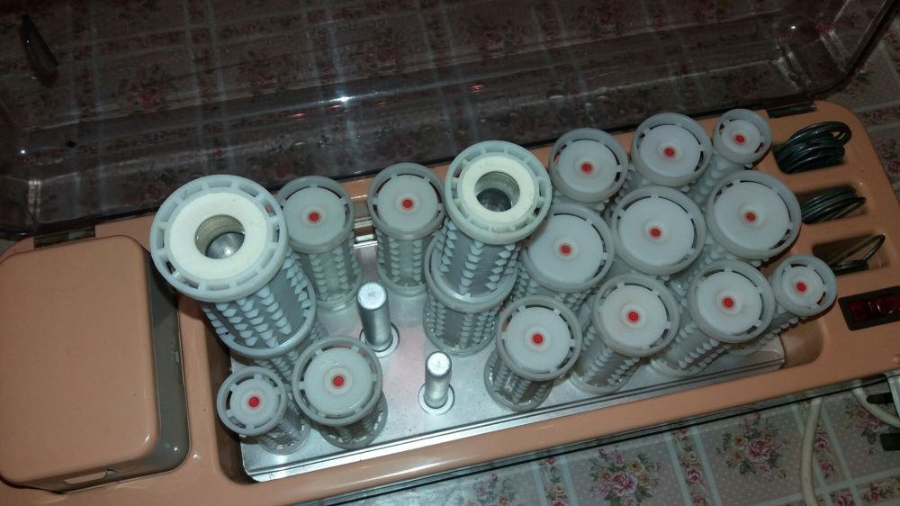 Bigudiuri electrice House of Carmen