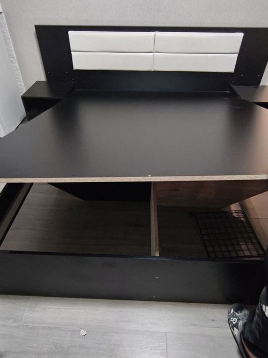 Кровать под матрас 200x160