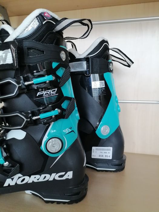 Clapari schiuri ski Nordica Pro Machine 95W Noi! Marime 23.5