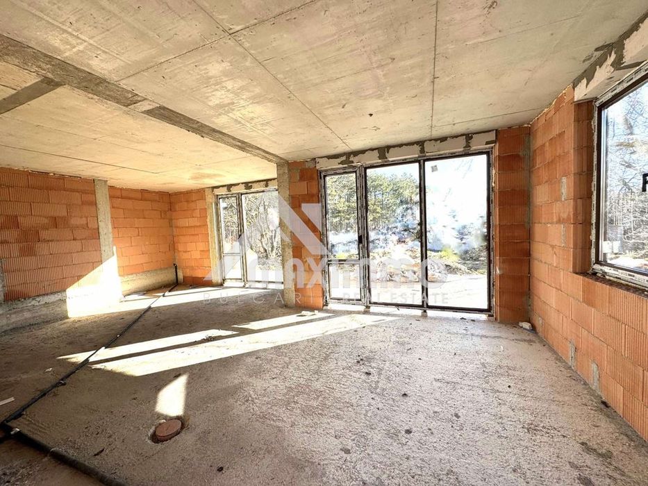 Продава се Къща в Варна, м-т Акчелар - 144 кв.м за 1785 €/кв.м - Снимка #4