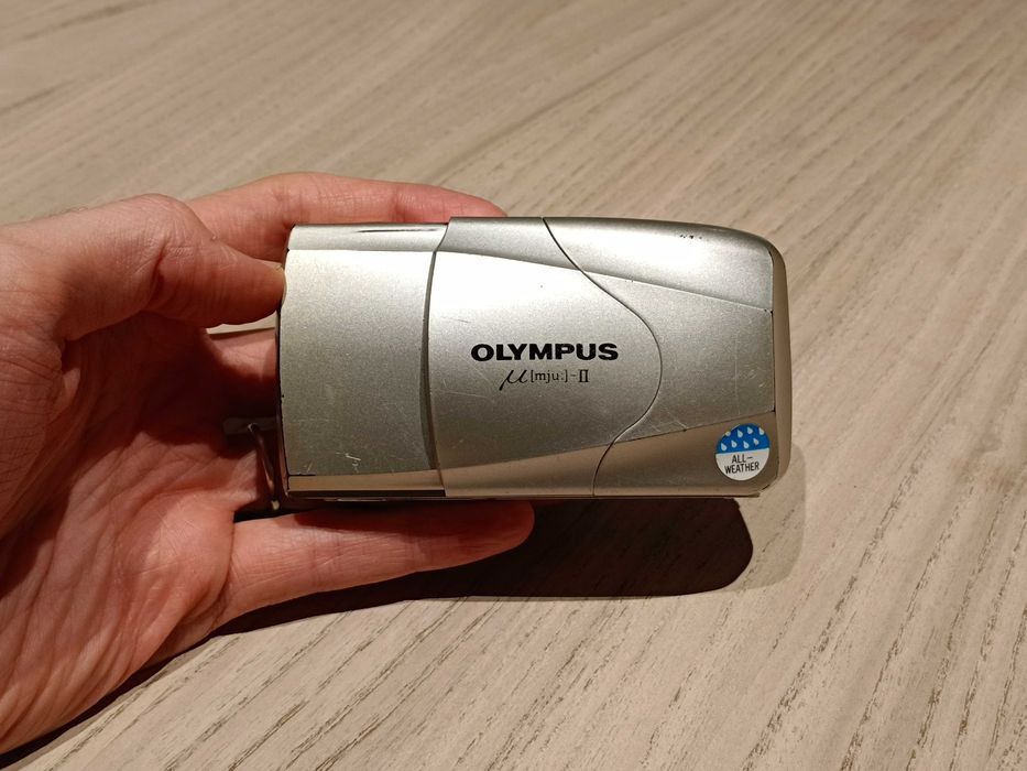 Olympus Mju II f/2.8