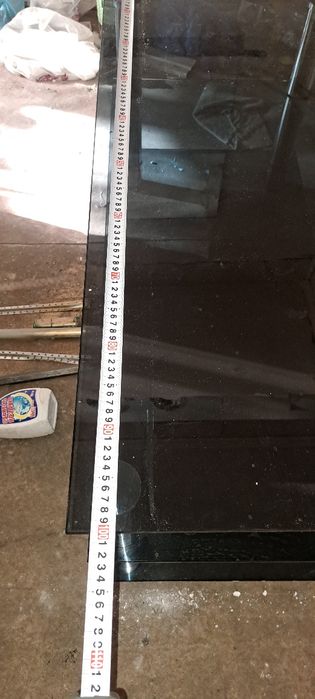 Продаю стеклянный столик