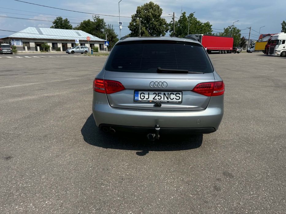 Audi a4 b8 170 cp quattro