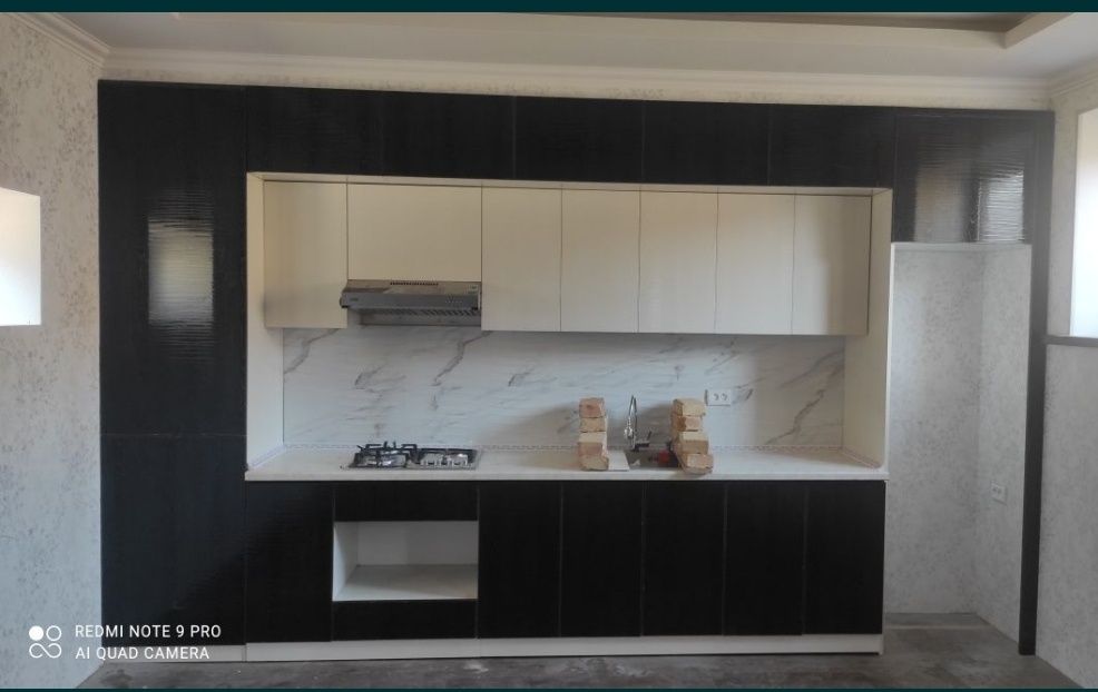 Mebel na zakaz kuxiniy spalniy