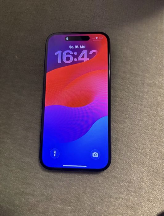 iPhone 15 128gb