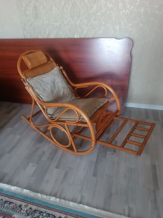 Продам кресло-качалка