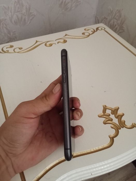 iPhone -11  черный. 64-g
