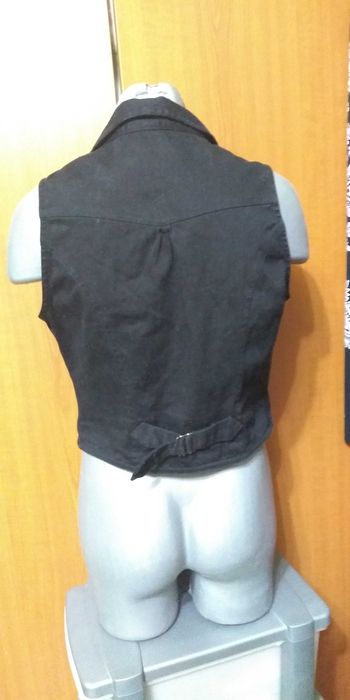 Vesta neagra Clockhouse UK ,dama cu nasturi si buzunare, M 38-40