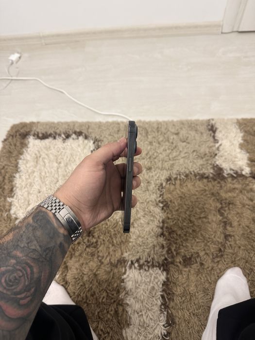 Iphone 13 pro , iphone 15 pro