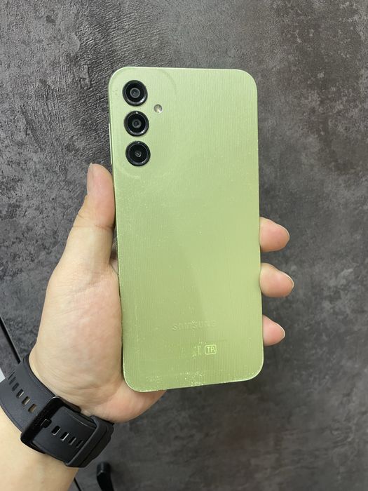 Samsung A14 6/128Гб в идеале