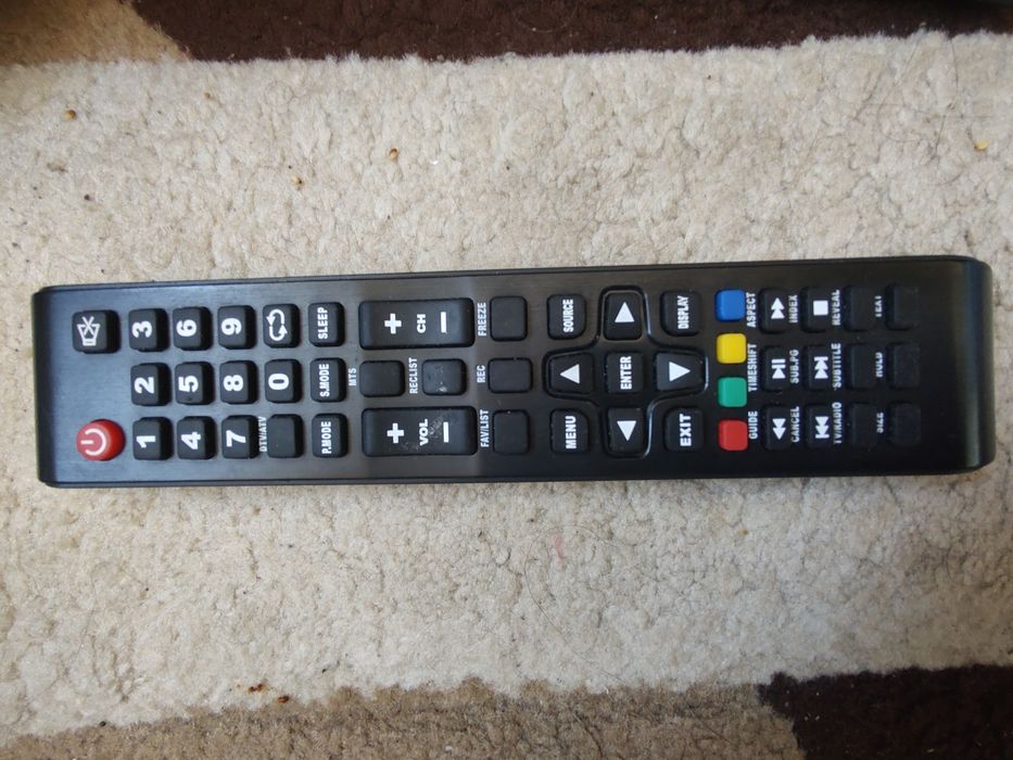 Vând diverse telecomenzi TV