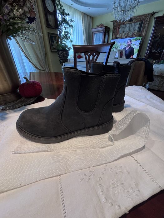 Детски ботуши-Burberry,Ugg,Sorel,Oscar,Zara