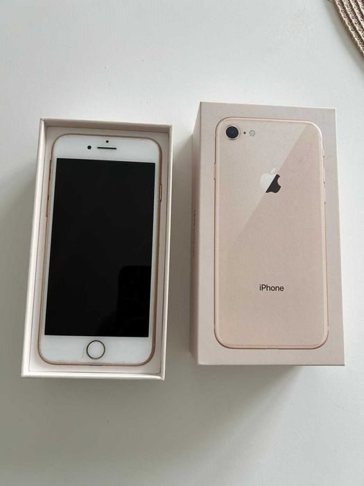 Iphone 8 stare foarte buna