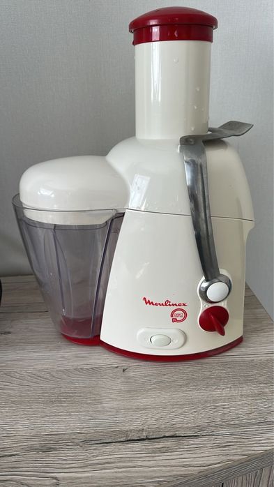 Соковыжималка Moulinex