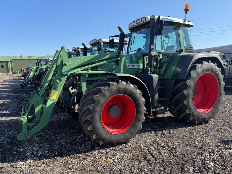 Tractor Agricol Fendt 820