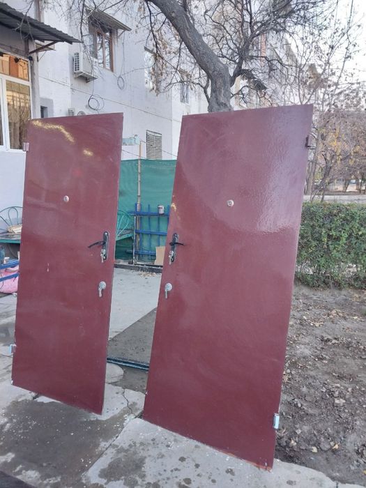 Продаются 2 двери в хорошем состоянии!