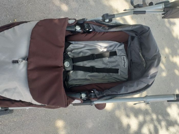 Продавам италианска бебешка количка Peg Perego Pliko p3