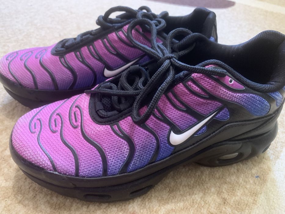 Нови Nike N38 Magenta